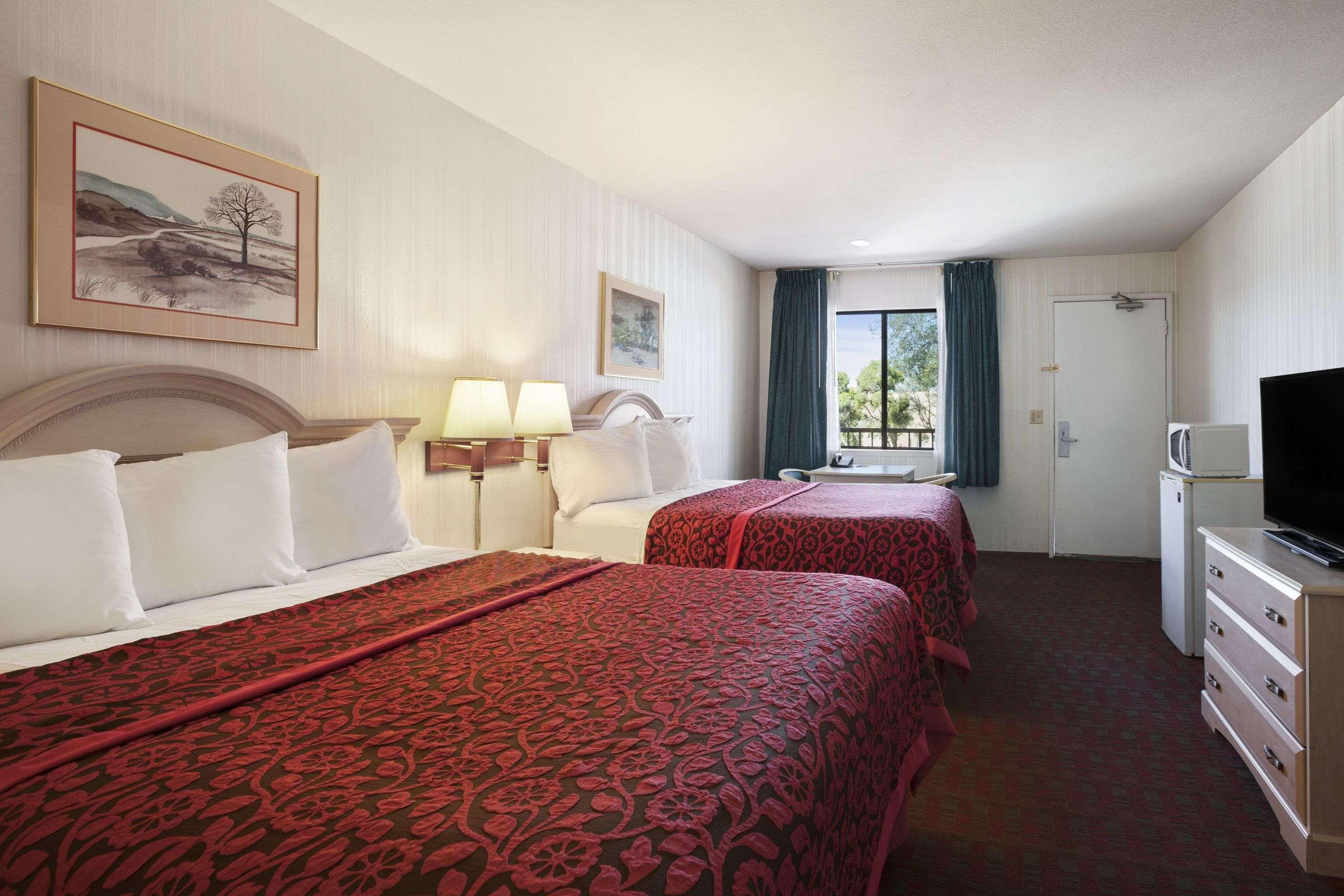 Motel Days By Wyndham Gilroy